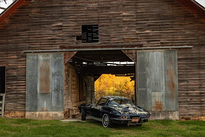Corvettes for Sale: LS3-Powered 1963 Corvette Split Window on BaT