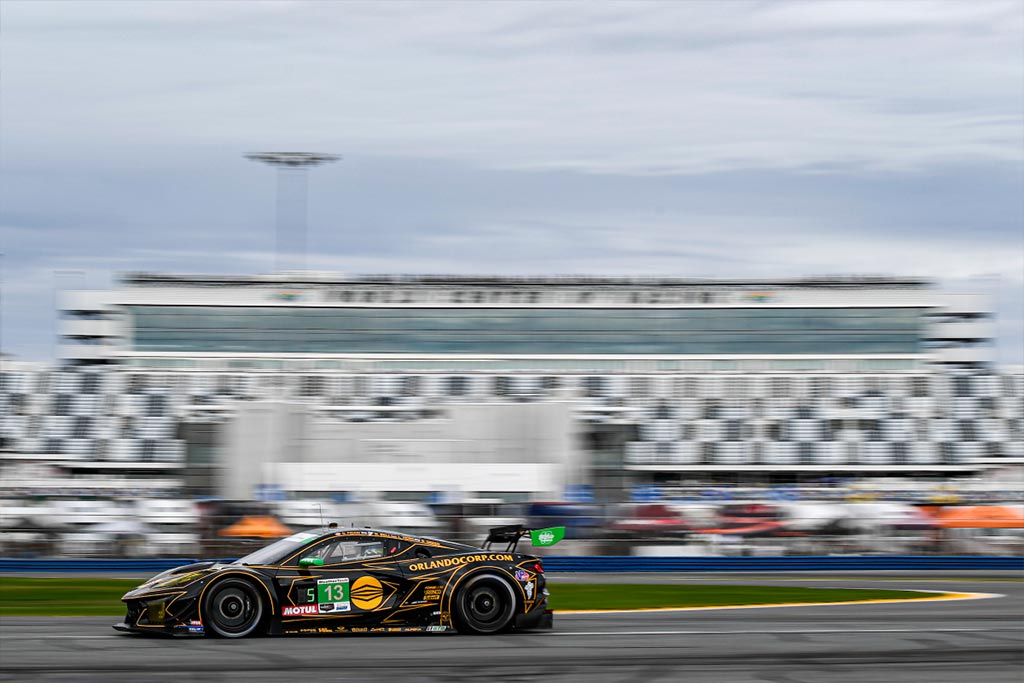 Corvette Racing at Daytona: GTD Pro Pole for Sims!