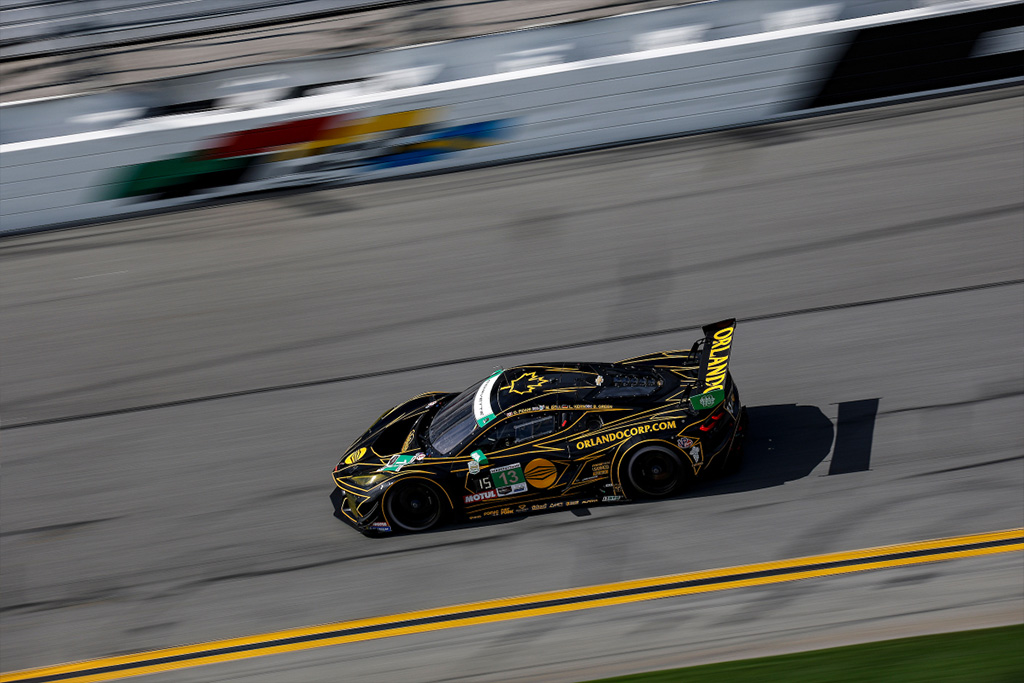 Corvette Racing at Daytona: Eight-Hour Report