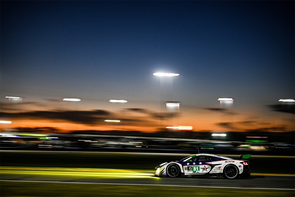 Corvette Racing at Daytona: Eight-Hour Report