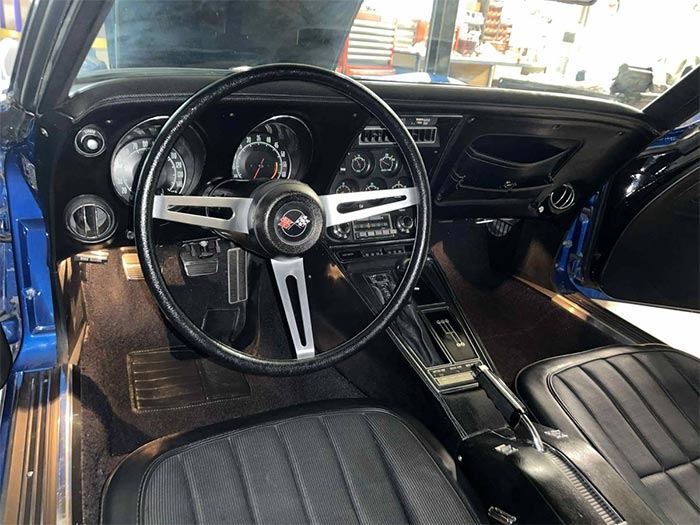 Corvettes for Sale: 1971 Corvette Stingray with LS5 V8 and Manual Transmission