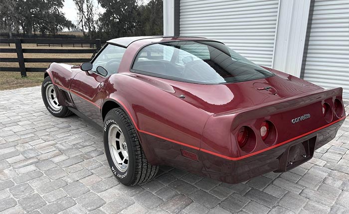 Corvettes for Sale: Two-Tone 1981 Corvette Coupe Offered on Craigslist