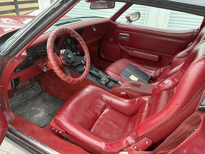 Corvettes for Sale: Two-Tone 1981 Corvette Coupe Offered on Craigslist