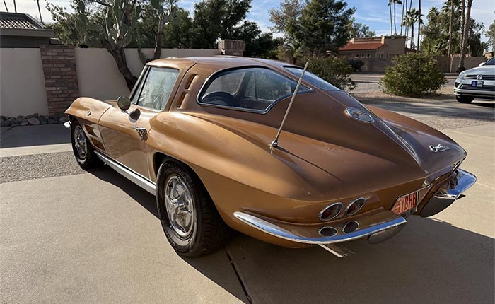 Corvettes for Sale: 400ci-Powered 1963 Corvette Split Window Project On BaT