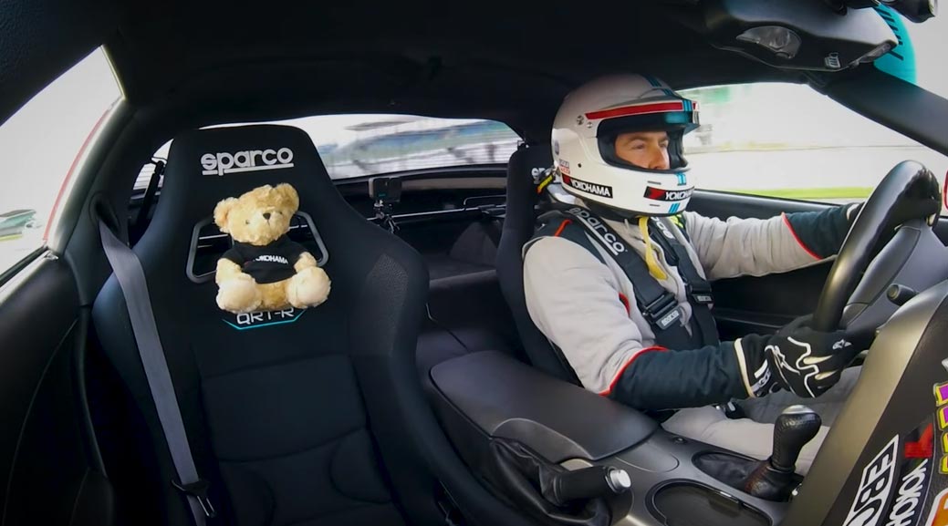 [VIDEO] Clive the Corvette Wins at Silverstone