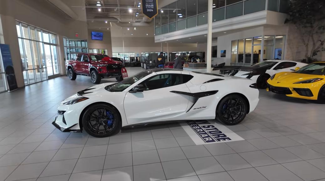 [VIDEO] Ready for Launch! Customer Takes Delivery of a Corvette ZR1X!