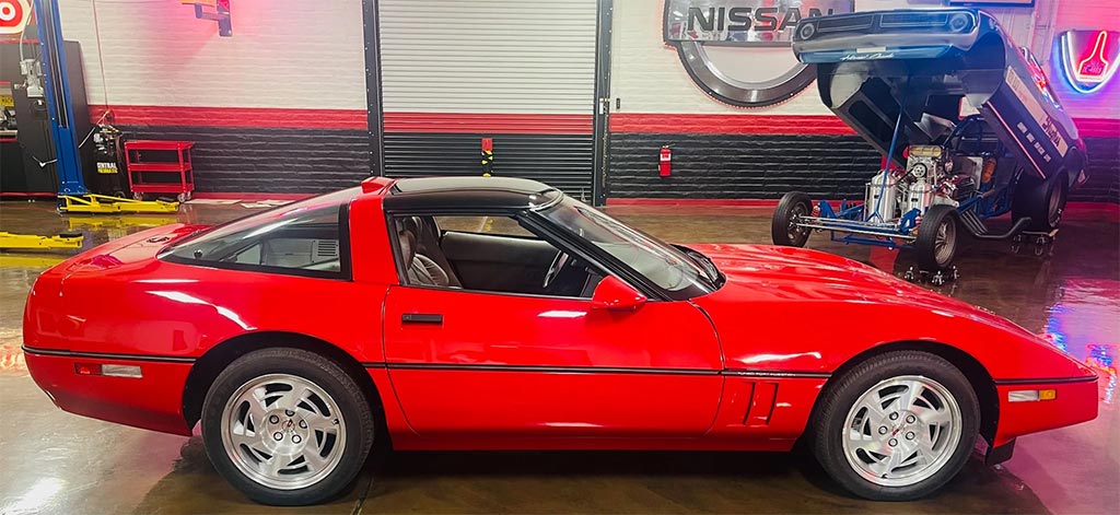 Corvettes for Sale: 680-Mile 1990 Corvette ZR-1 on PCarMarket.com