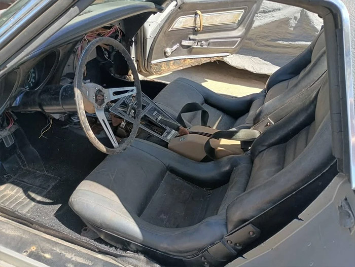 Corvettes for Sale: Running 1971 Corvette Project with 350 V8 and a Four Speed