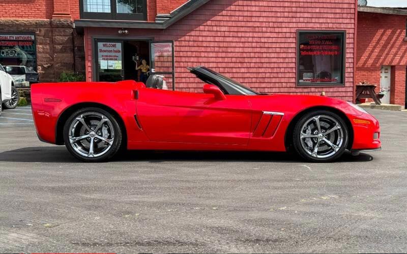 Corvettes à vendre : Propriétaire Corvette Grand Sport Cabriolet 2011 de 3 000 km