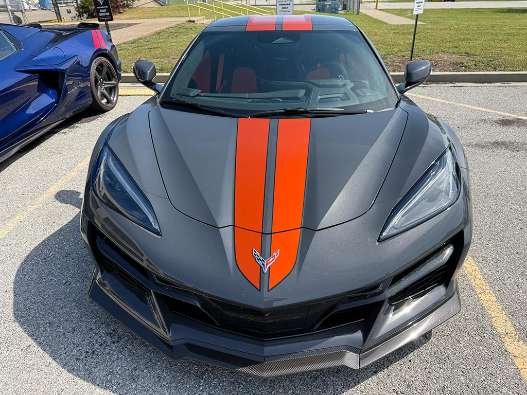 [VIDEO] Walkaround of the New Pitch Gray Metallic Exterior on a 2027 Corvette Grand Sport