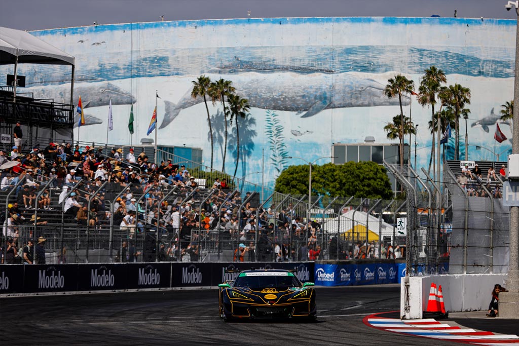 Corvette Racing at Long Beach: Pole Position for Wickens, DXDT