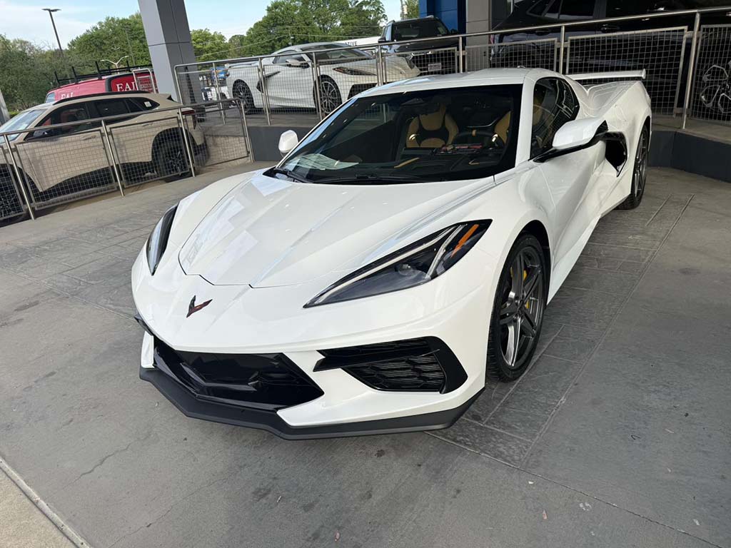 Expédition de livraison de Corvette avec le vendeur national de Corvette Mike Furman pour le 19 avril
