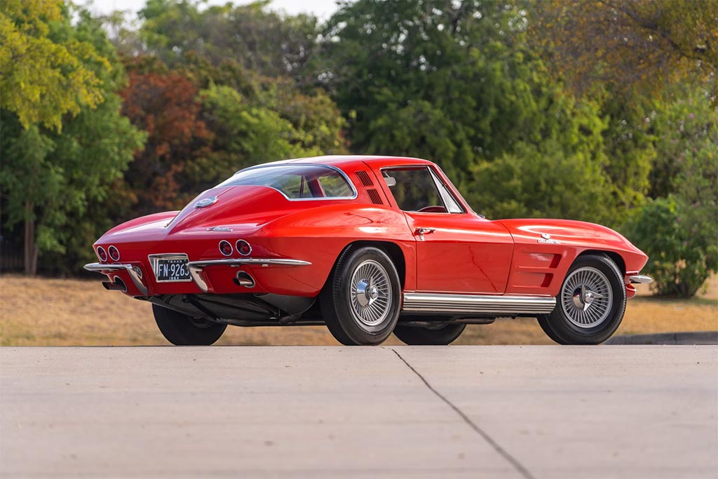 Des chevaux sous le marteau : les Corvettes du Mecum Indy 2026