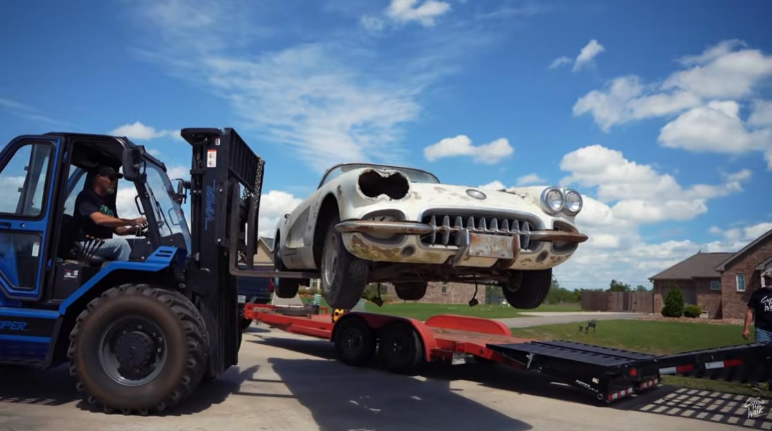 [VIDEO] Dennis Collins Rescues a Rough 1960 Corvette Roadster in Texas