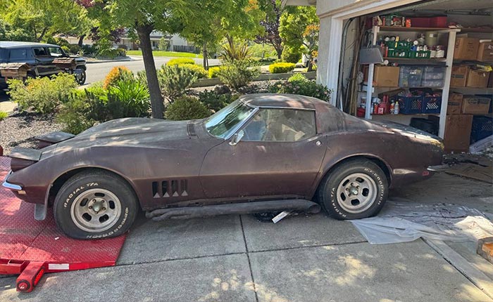 Corvettes for Sale: 1968 Corvette Project Buried for Years in a Garage Now Offered on Craigslist