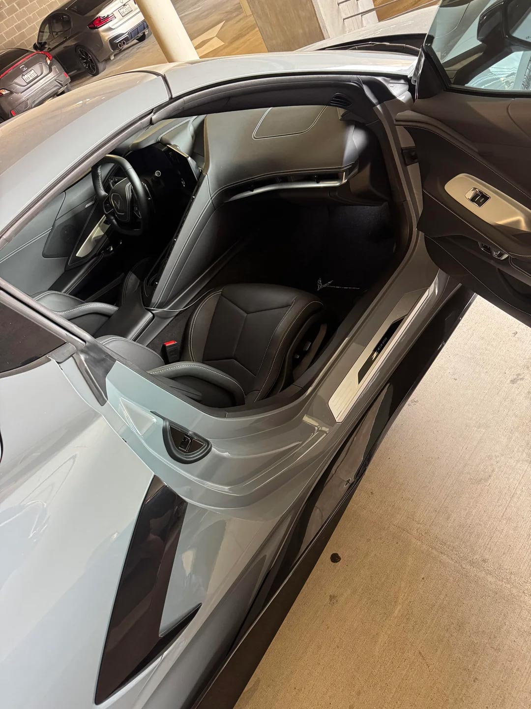 [PICS] Corvette Stingray Owner Shows Off His '1 of 1' Build with a Z06 Sill Plate