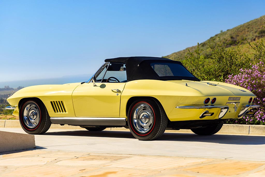 Corvettes for Sale: Duntov Award-Winning 1967 Corvette with L71 427/435 V8 Offered at Hemmings