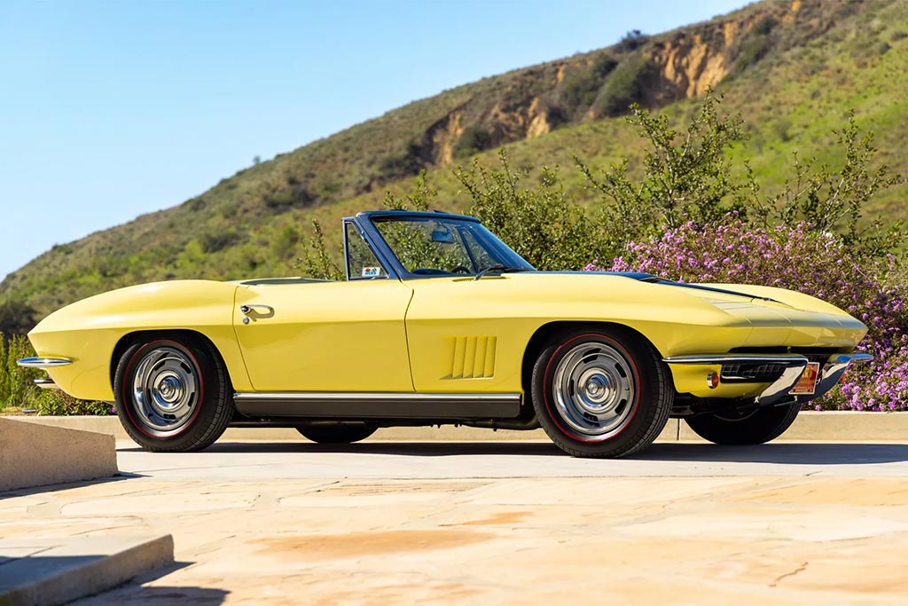 Corvettes for Sale: Duntov Award-Winning 1967 Corvette with L71 427/435 V8 Offered at Hemmings