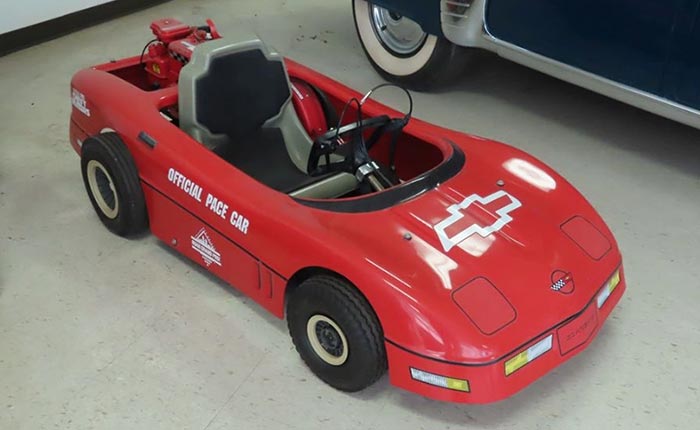 Concessionnaires de l'Iowa Corvette Pace Car GoKart