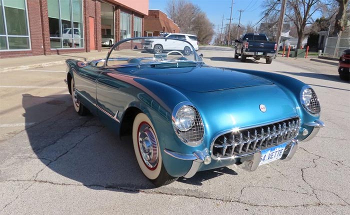 Lot #19R : 1954 Pennant Blue / Beige Roadster