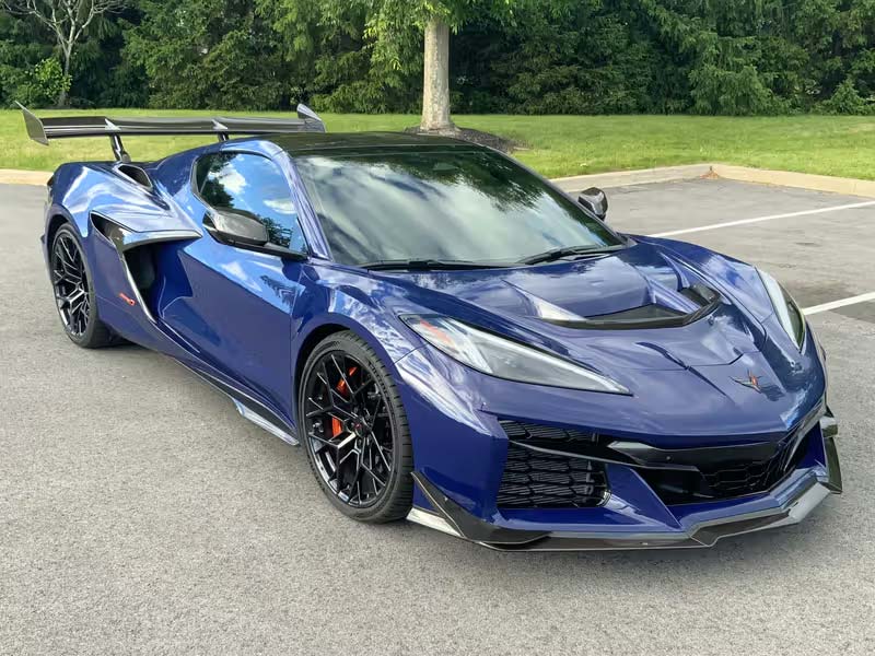 Corvettes For Sale: This 2025 ZR1 Features one of the Craziest Color Combos We've Ever Seen