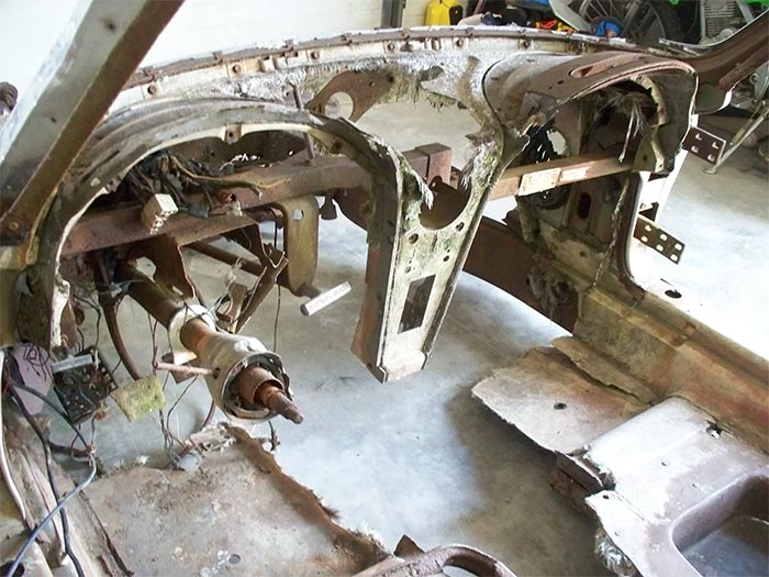Corvettes for Sale: Enthusiasts are Divided on this 1963 Corvette Split Window Offered on BaT