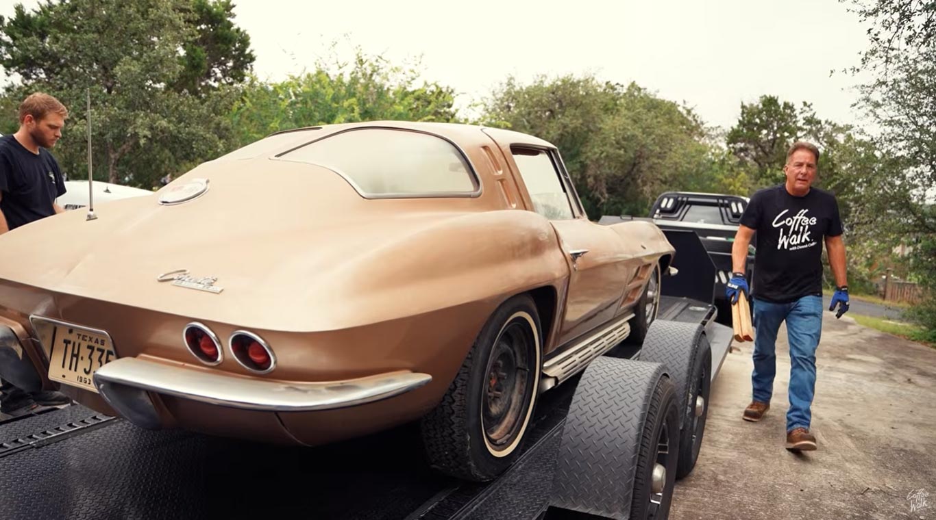[VIDEO] Dennis Collins Rescues an Unusual 1963 Corvette Split Window Parked Since the '90s