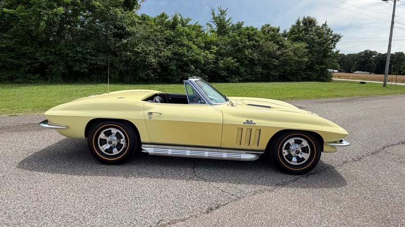 Unrestored 1966 Corvette 427/425 V8