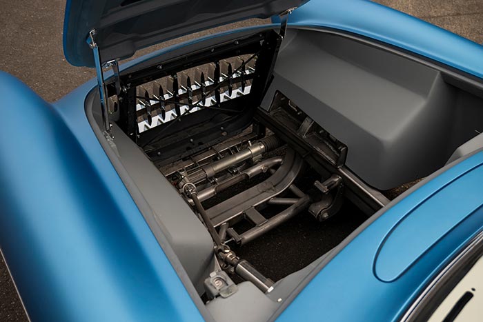 Pleins feux sur le constructeur : cette Corvette 1957 de Steve's Auto Restorations pourrait être la vôtre
