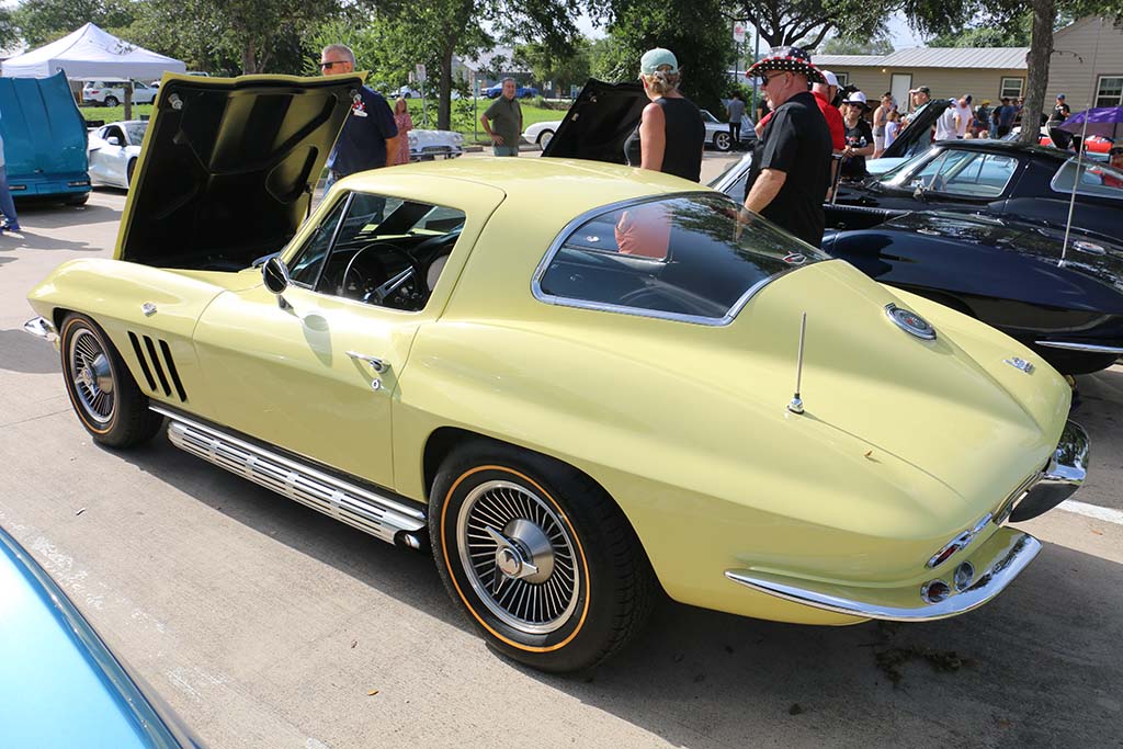 [GALLERY] Midyear Monday: 2026 Corvette Invasion Edition