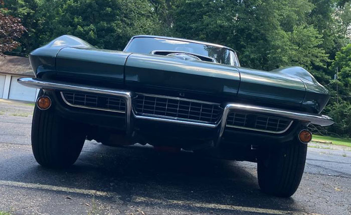 Corvettes for Sale: 1967 Corvette Coupe with Original Tri-Power 427/400 L68 Offered on Craigslist