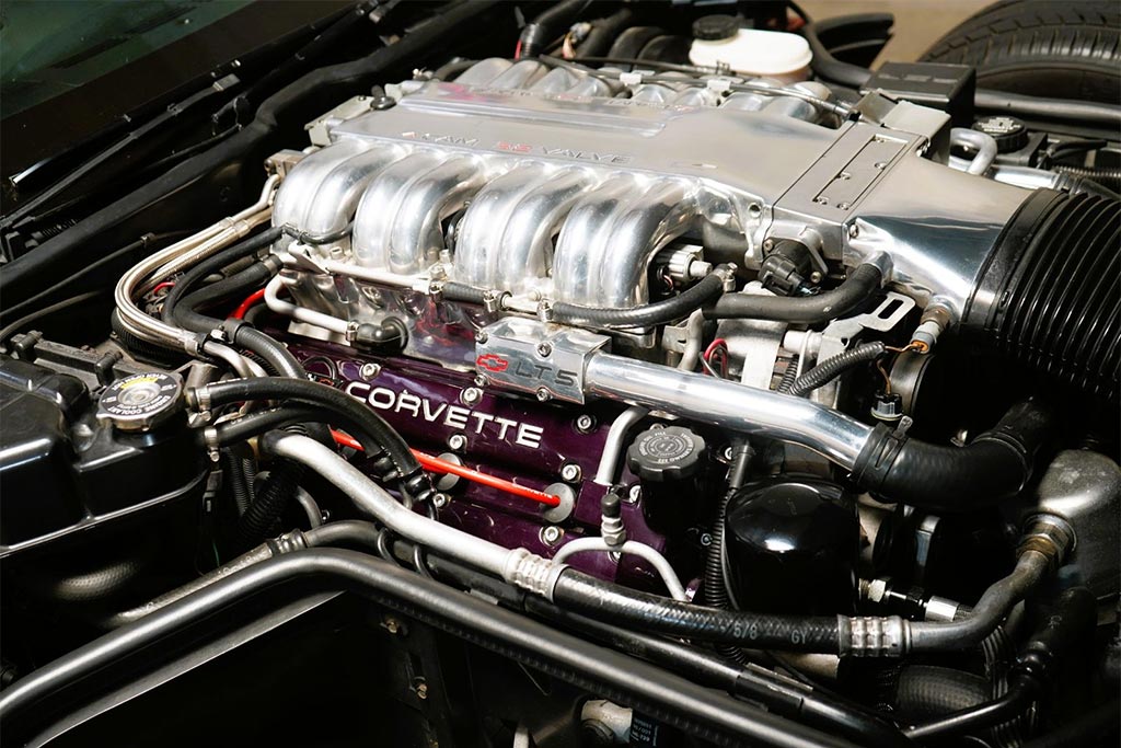 Corvettes for Sale: Haibeck-Modded 1992 Corvette ZR-1 Restomod on Craigslist
