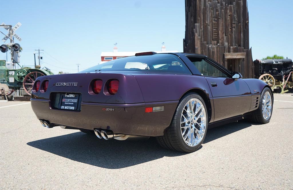 Corvettes for Sale: Haibeck-Modded 1992 Corvette ZR-1 Restomod on Craigslist
