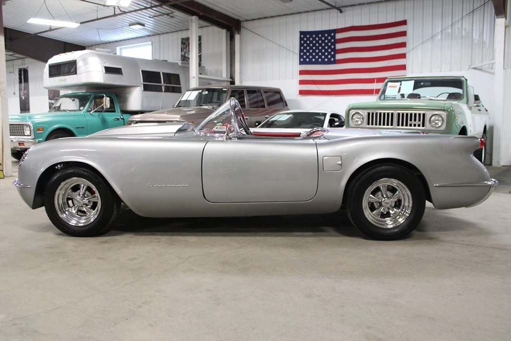 Corvettes for Sale: V8-Powered 1953 Corvette Replica Offered on eBay