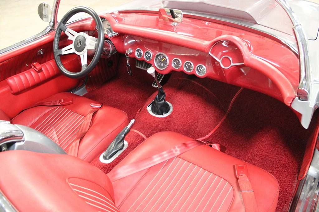Corvettes for Sale: V8-Powered 1953 Corvette Replica Offered on eBay
