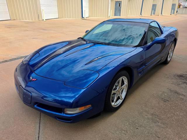 Corvettes for Sale: Electron Blue 2002 Corvette Coupe Offered on Craigslist