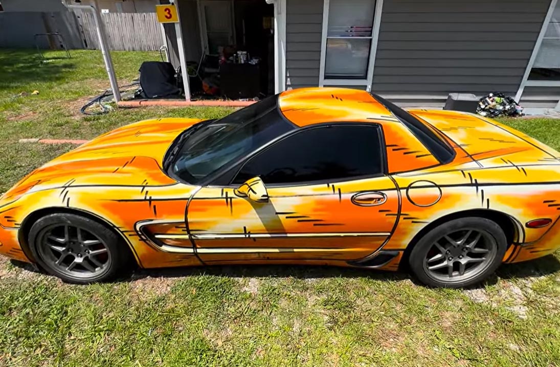[VIDEO] C5 Corvette Z06 Gets a Manga Cartoon-Style Repaint in the Backyard