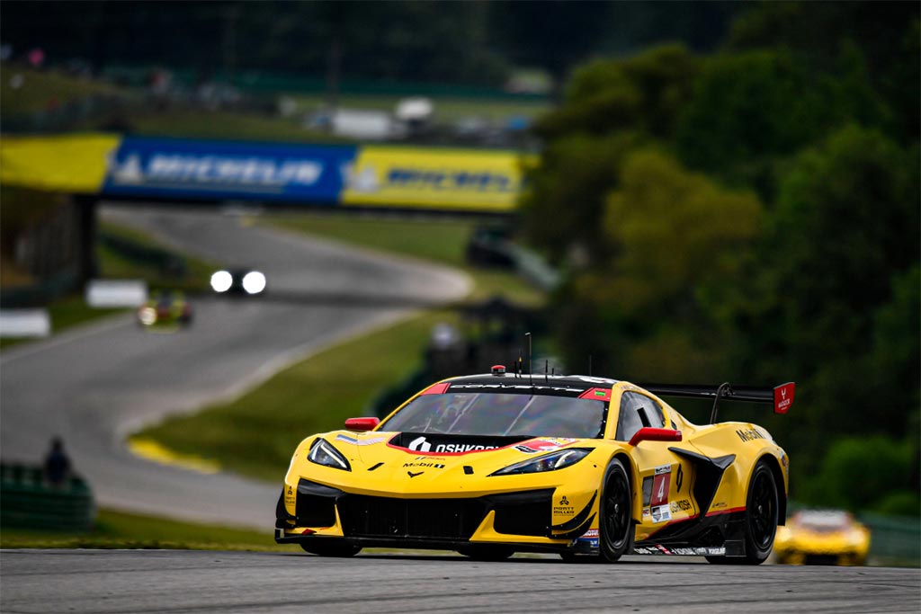 Corvette Racing at VIR: Corvettes Starting Up Front
