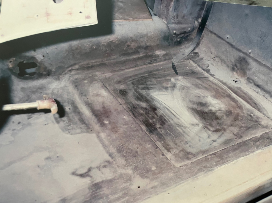 The lowered seat platform