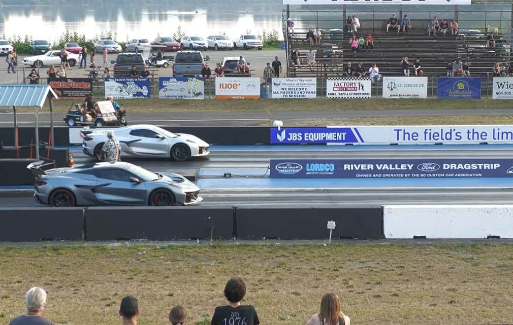 [VIDEO] Corvette E-Ray Takes on the ZR1 in Quarter‑Mile Battle