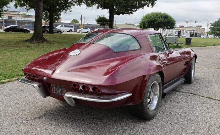 Corvettes for Sale: Non-Running 1963 Corvette Split Window with Non-Original Motor Offered for $79,500 on eBay