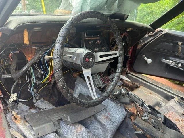 Corvettes for Sale: 1972 Corvette Project Offered for $6,500 on eBay