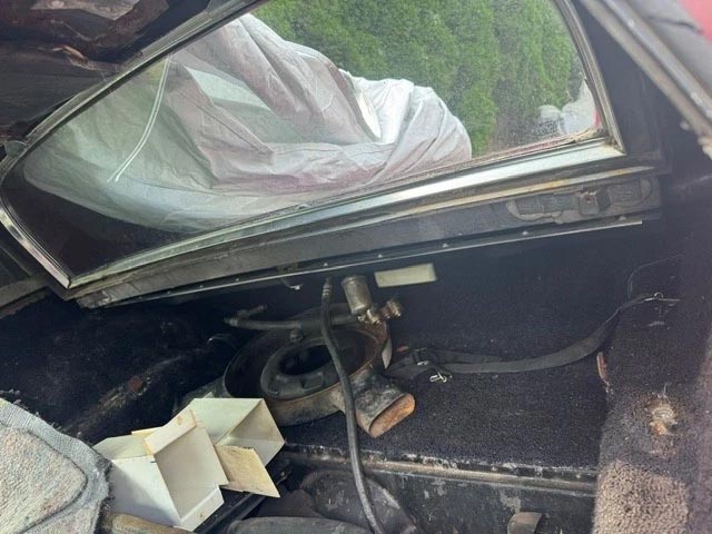 Corvettes for Sale: 1972 Corvette Project Offered for $6,500 on eBay