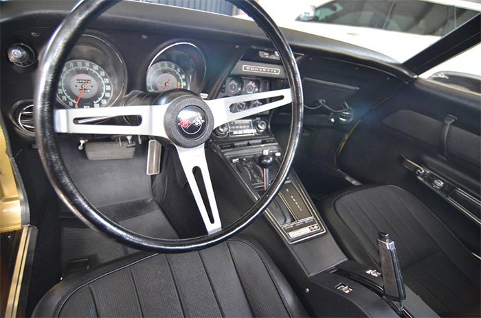 Corvettes for Sale: 1969 Corvette Stingray with L36 427/390 V8 and an Automatic Transmission