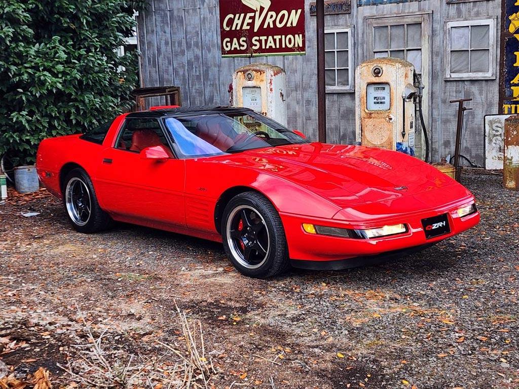 Corvettes for Sale: 109K-Mile 1994 Corvette ZR-1 Offered on Craigslist
