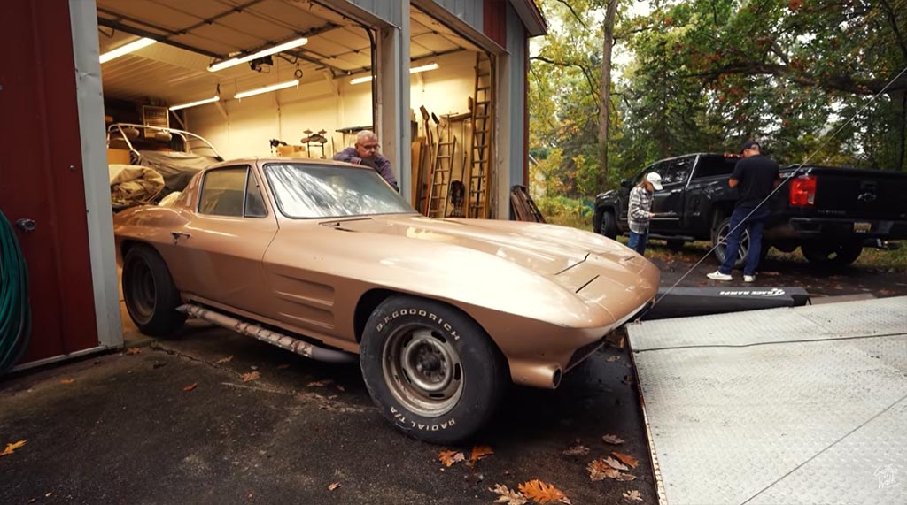 [VIDEO] Dennis Collins Rescues a 1964 Corvette Coupe in Michigan
