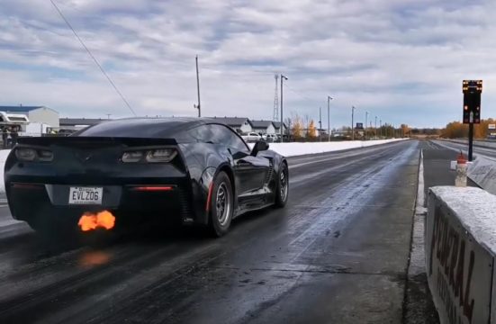 [VIDEO] Manual C7 Corvette Z06 Spits Flames, Runs Quarter Mile in the Nines