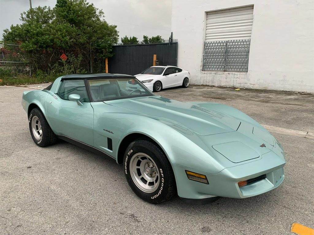 Kelebihan Kekurangan Corvette 1982 Spesifikasi