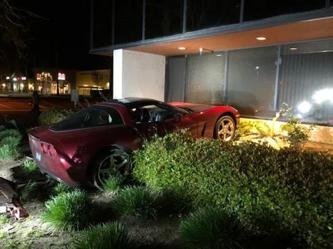 [ACCIDENT] C6 Corvette Meets Building in Simi Valley, California