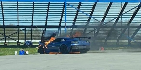 [ACCIDENT] C7 Corvette Z06 Burns to the Ground During a Toronto Open Track Event
